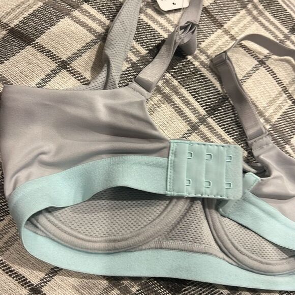 NWT Natori Women's Recharge Sports Bra 32C - Picture 3 of 5